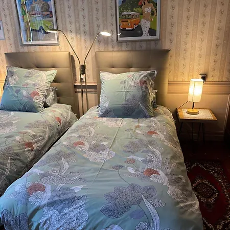 Lits Jumeaux بيت ضيافة ماريبواه